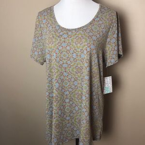 LuLaRoe classic tee